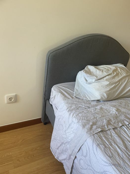 Cama solteiro já com colção 50€