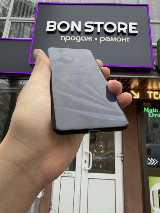 Oneplus 10pro 12/256gb. Гарний стан