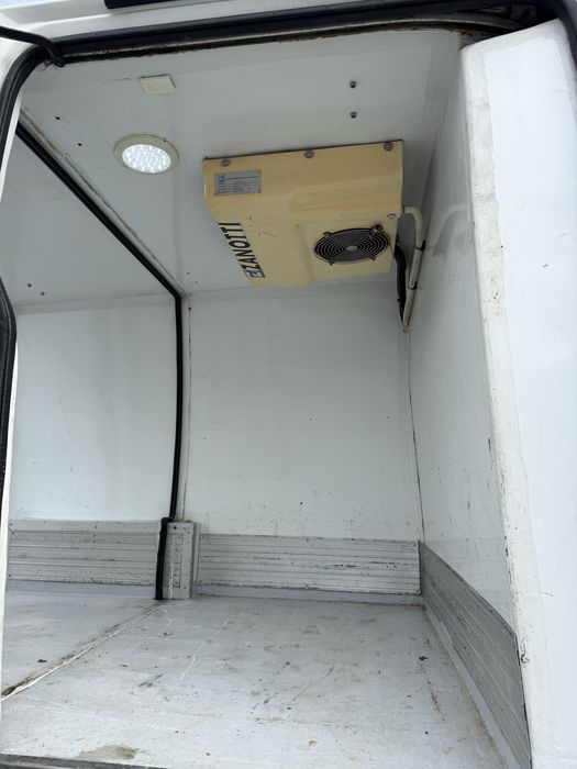 Citroen Jumpy 2.0HDI 120cv (Caixa termica e motor de frio)