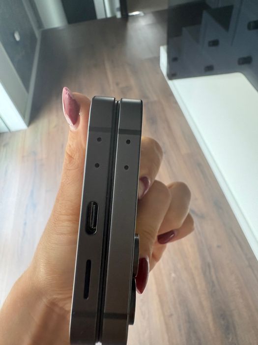 Samsung flip6 - como novo