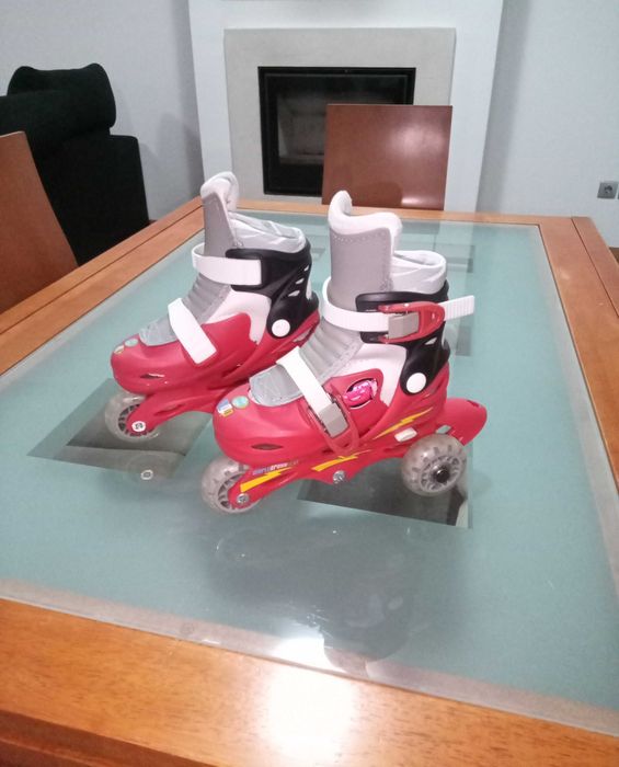 Patins de 3 Rodas Criança Faísca Mcqueen Tam. 27-30