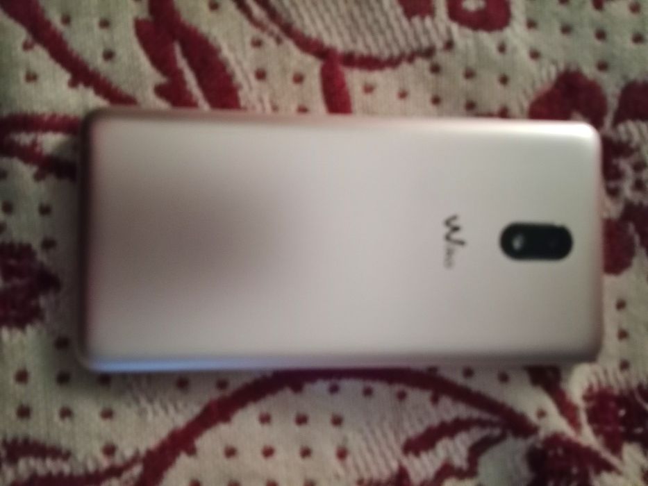 25€ telemóvel wiko