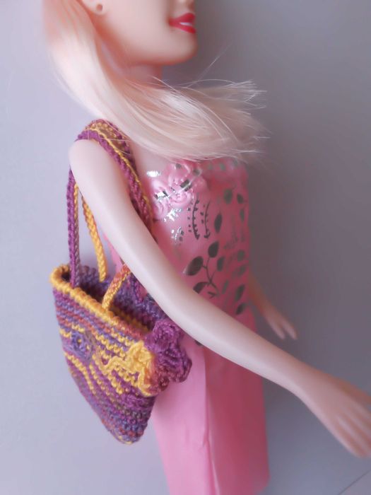 Tote bag em crochet para boneca