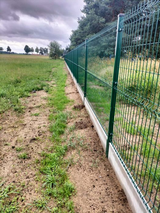 Monta ogrodzenia panelowego na gotowo, siatka ogrodzeniowa z montazem, kompletne ogrodzenie z dostawa