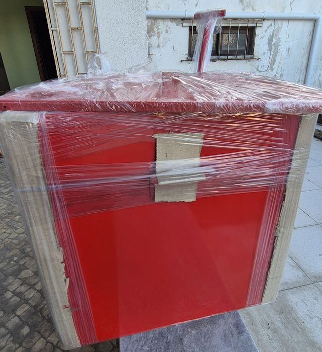 Balde de areia 100 litros com pá