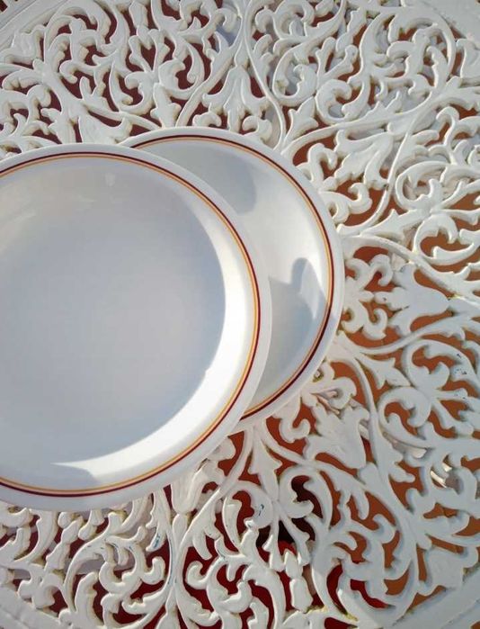 Conjunto 4 pratos brancos (1 de sopa + 3 de sobremesa/lanche) Delta