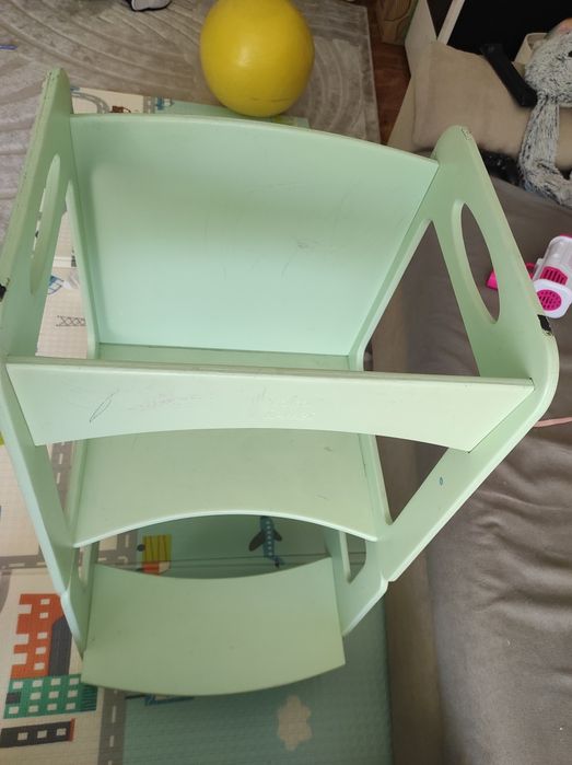 Torre aprendizagem , mesinhas com cadeira. 2 in1
