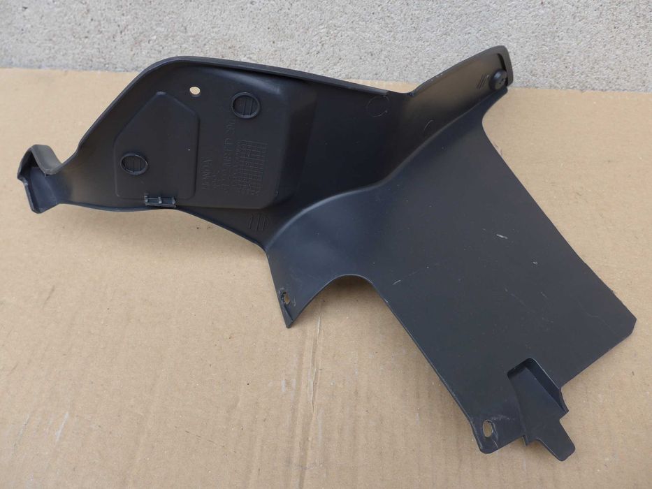 Honda Varadero 1000 '03-06r WYPELNIENIE zegarow owiewki lewe/prawe