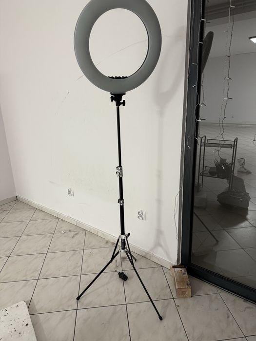 Lampa ring mitoya uzywana