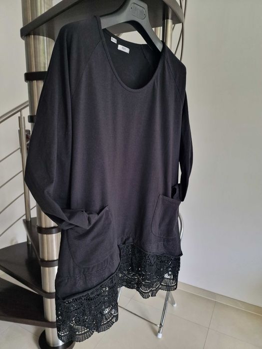 Piękna tunika oversize z koronkowym dołem bpc Bonprix collection