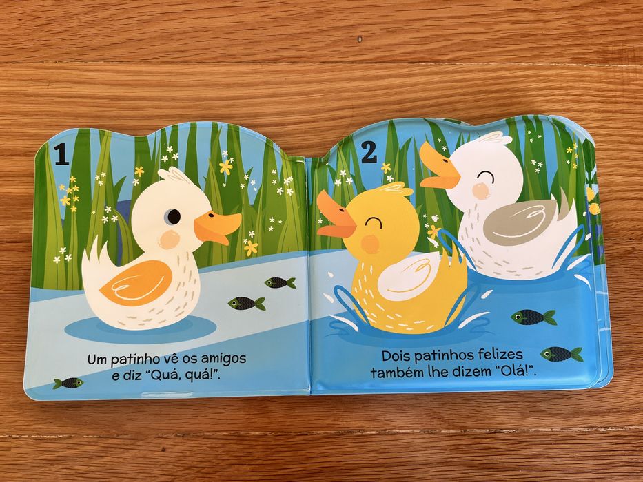 Livros para bebé impermeáveis