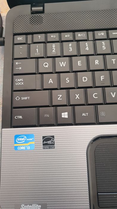 Toshiba Satellite C855-S5355 Cinza (RAM 8GB DDR3 / HDD 500GB)