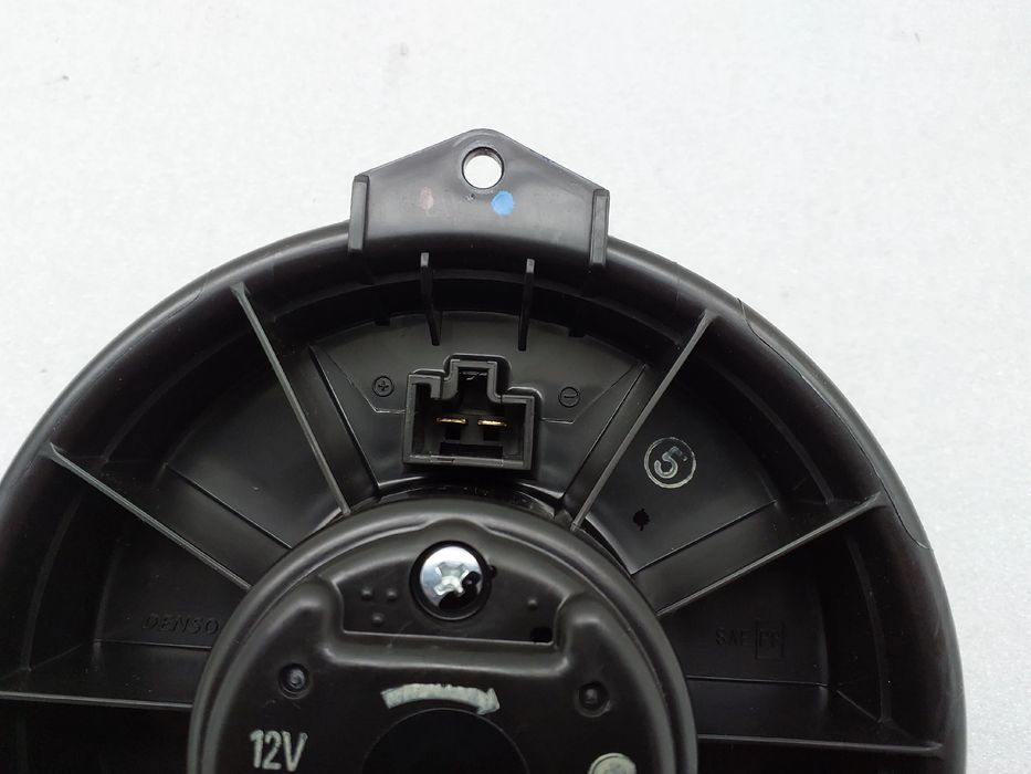 Motor da chauffage / sofagem MITSUBISHI Space Star Hatchback (A0_A)