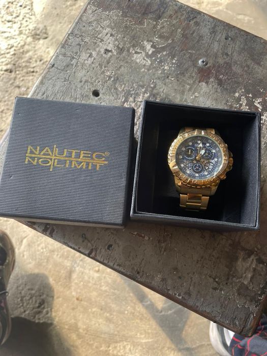 Часы мужские наручные