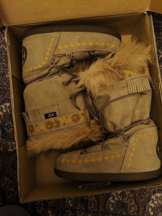 Botas de Apres Sky novas