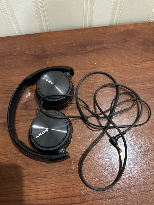 Навушники Sony MDR-ZX310