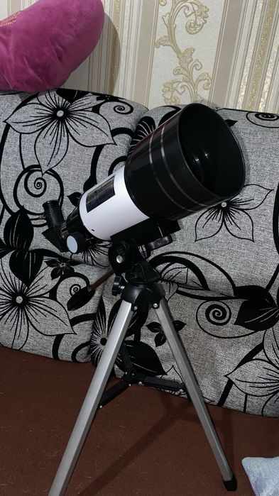 Телескоп 70/300.