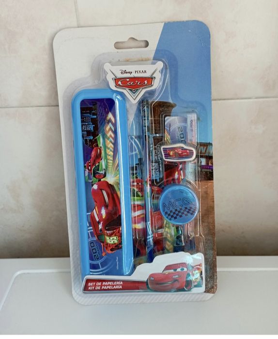 Material escolar (preços sob consulta)