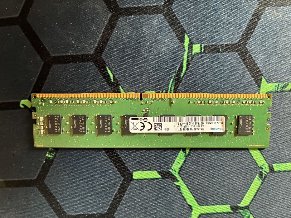 ddr4 4gb samsung - купити комп'ютери та комплектуючі - Ціна на OLX.ua