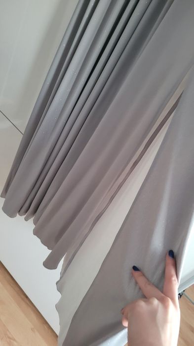 Sukienka długa studniówka