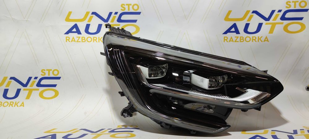 Фари на Renault Master,Trafic,Kangoo,Megane,Scenic,Zoe,Duster та інші.