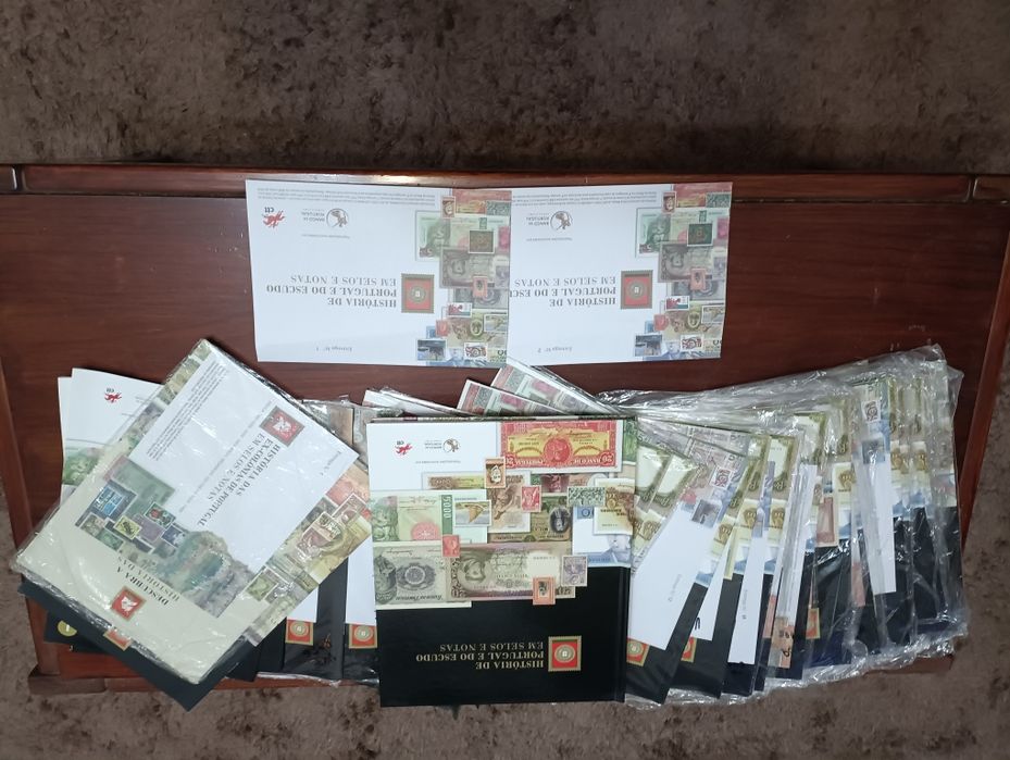 Colecção História de Portugal e do escudo em Selos e Notas. Negociável