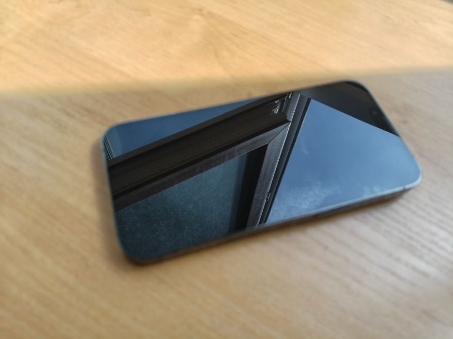 iPhone 13pro 128 neverlock space grey