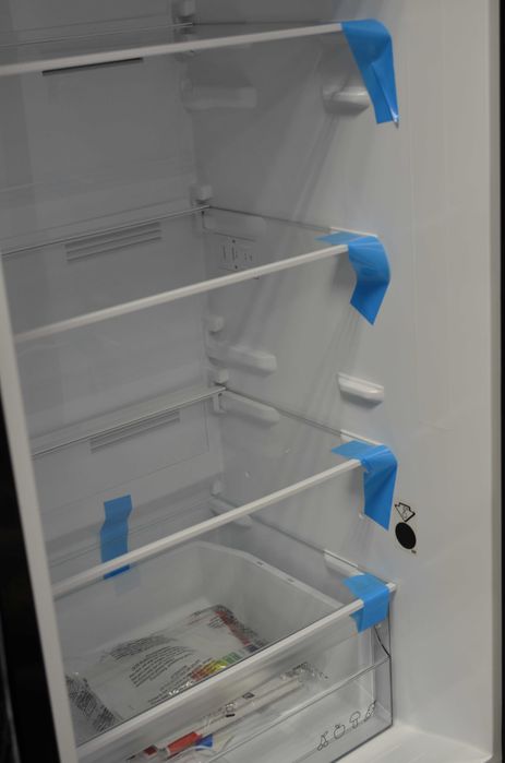 OUTLET -20% - Lodówka Sharp Sj-FBA05DMXBE-EU