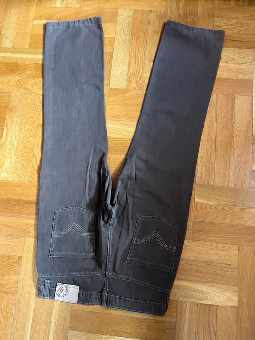 Spodnie sztruksowe męskie marki Henri Lloyd - szerokość w pasie 90 cm