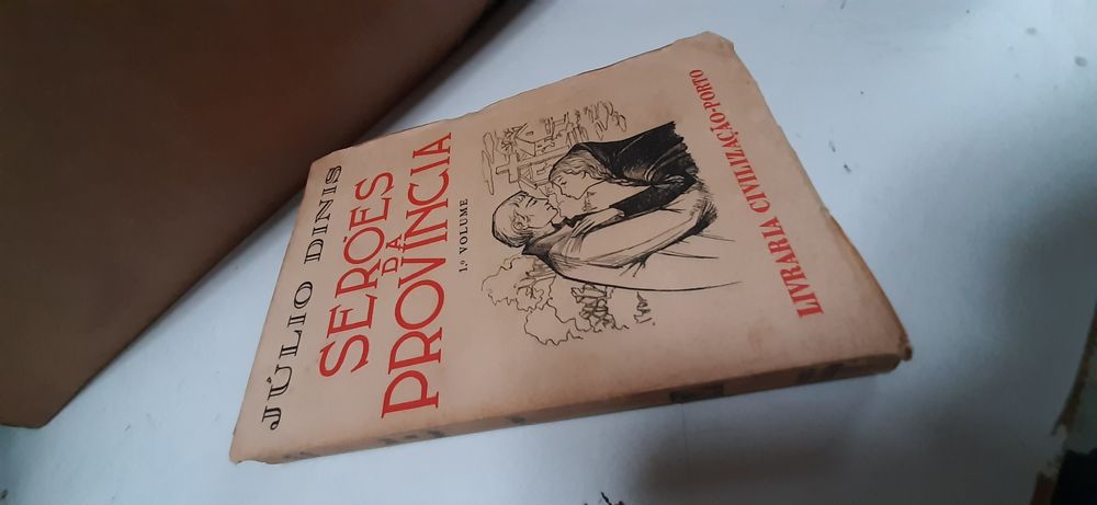 Livros vários  literatura Portuguesa e nao só… so vendo