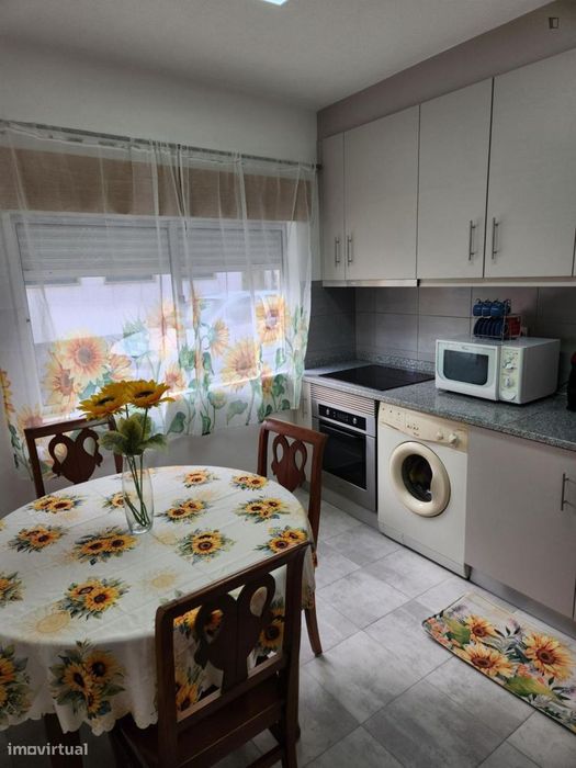 Apartamento com 2 quartos - localizado em Covilha
