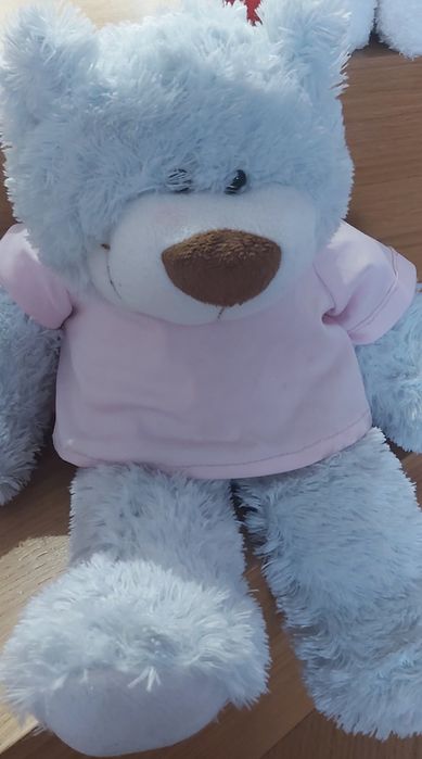 Varios peluches.