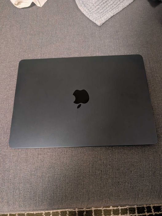 Macbook Air M3 16Gb RAM 256Gb SSD 2024 (como novo)