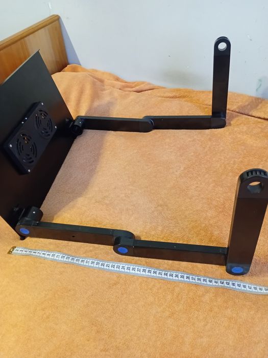 Столик для ноутбука