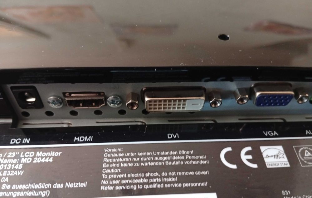 Монитор  MEDION 23.6 дюйма    HDMI /VGA/DVI