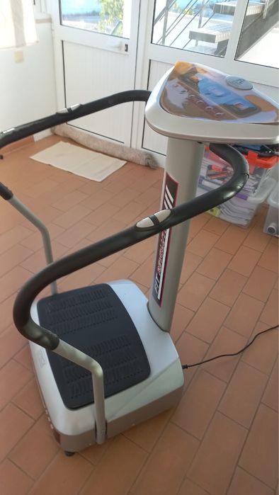 Placa vibratória (Fit Revolution)