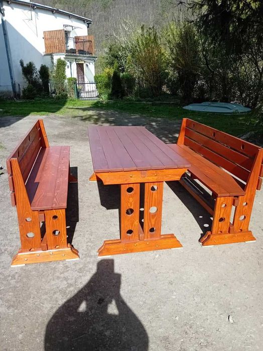 Stół i ławki komplet ogrodowy