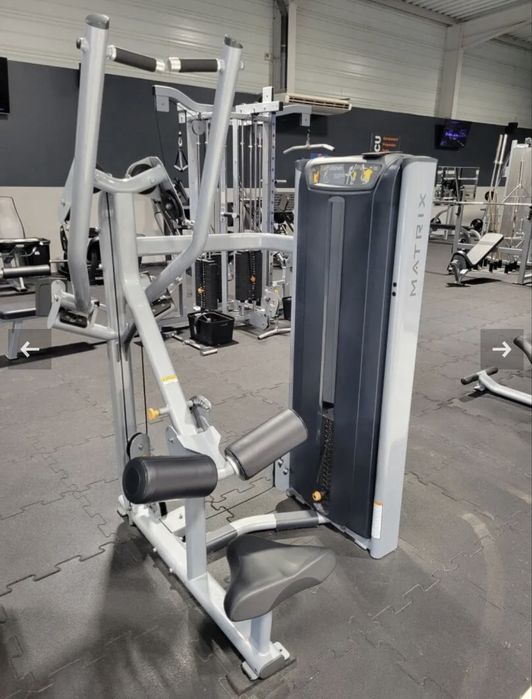 LAT PULLDOWN MATRIX X – Profesjonalna maszyna najszerszych grzbietu