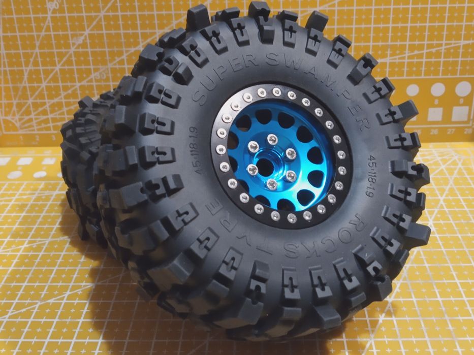 4 opony 1.9" 118x45mm z agresywnym bieżnikiem do modelu rc SCX TRX HPI