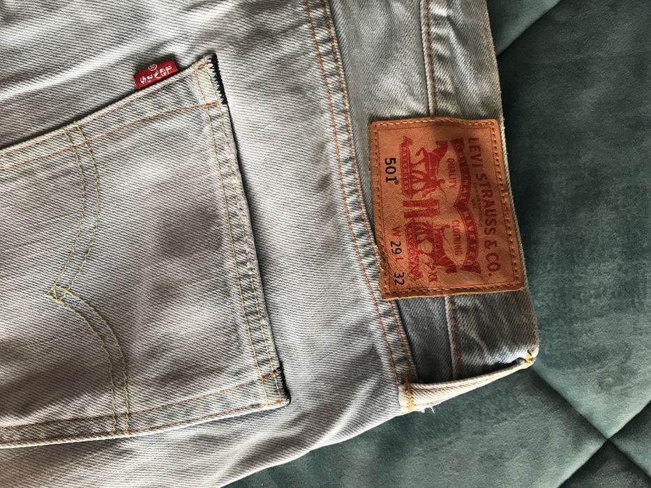 Vendo calcas de ganga Levis e sexy woman