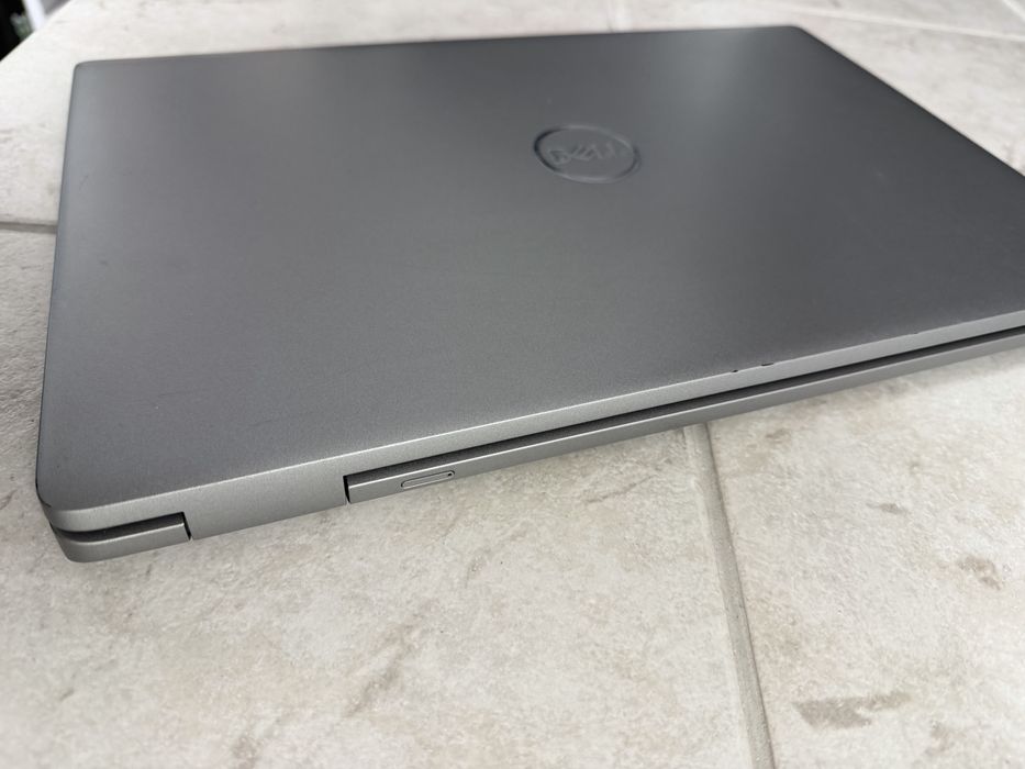 Dell Latitude 5540 i5 13 gen 16gb 256ssd win 11