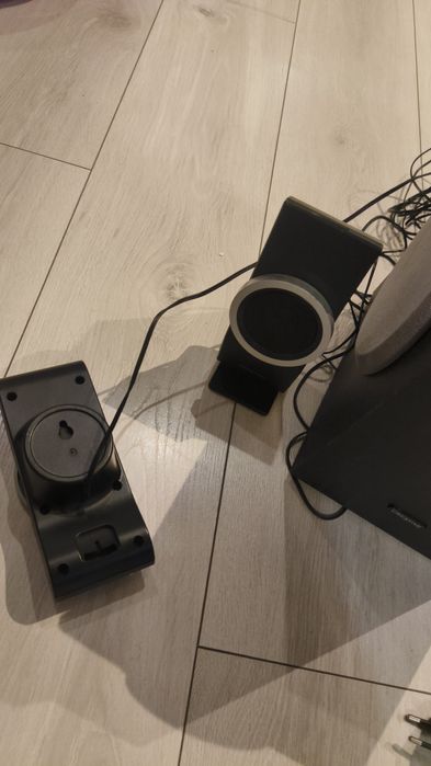 Głośniki 5.1 subwoofer creative inspire t6100