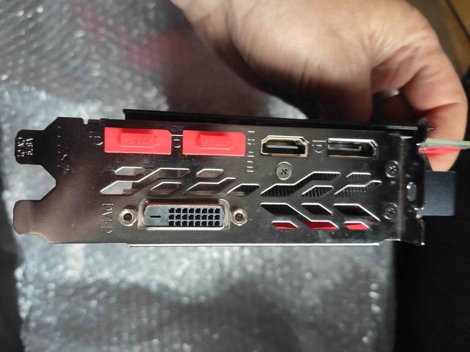 Karta graficzna RTX 1080 MSI