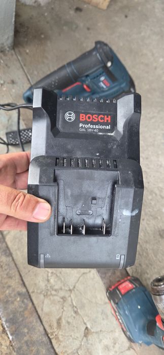 Акумуляторний набір інструменту Bosch Professional 18V (Перфоратор, КШМ, Шуруповерт, Зарядне)