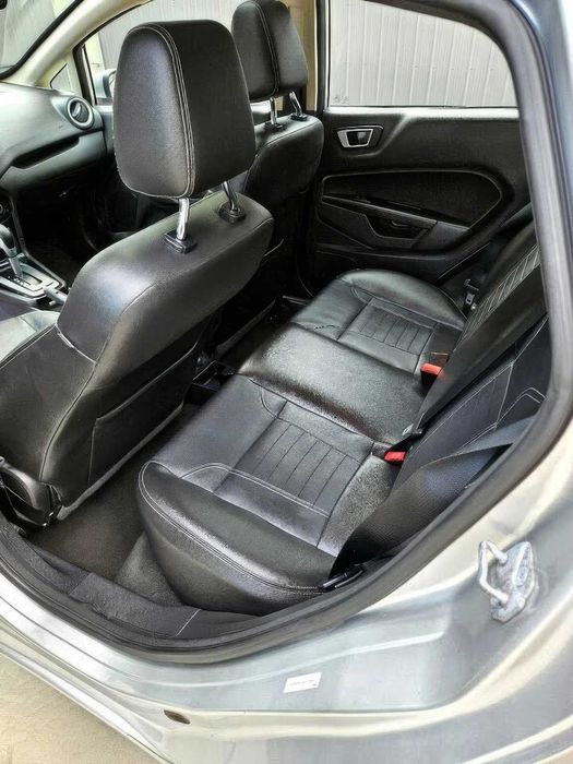 Ford Fiesta      2016