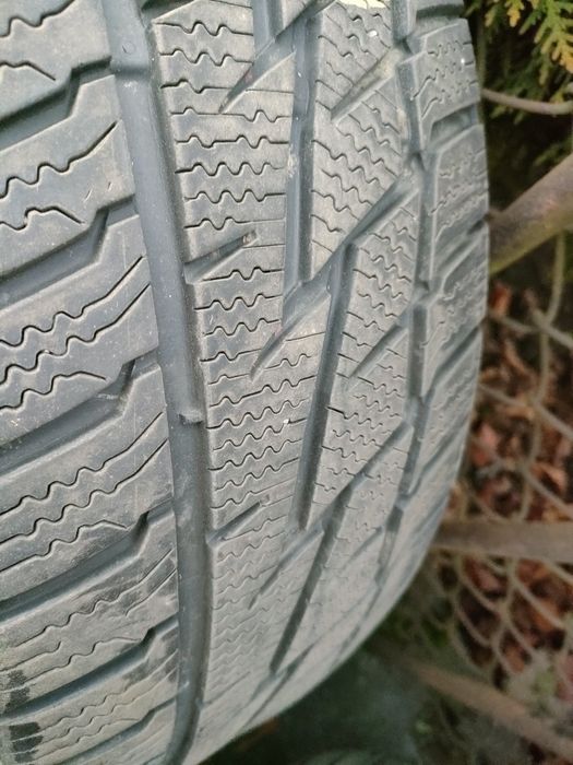 WYPRZ Komplet 4 opony całoroczne  Matador Sibir S 205/55r16 / stan BDB