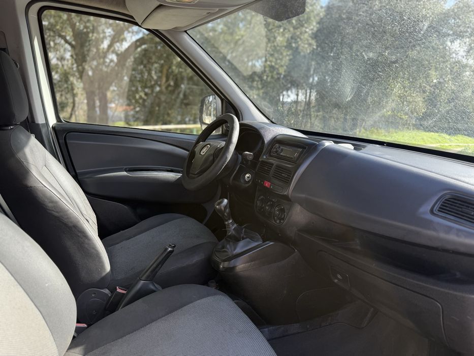 Fiat Doblo Maxi 1.3D Multijet ano 2014