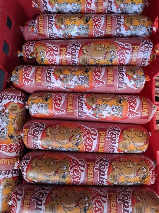 Karma baton mięso Wołowina dla psa kota 1 kg kęsek