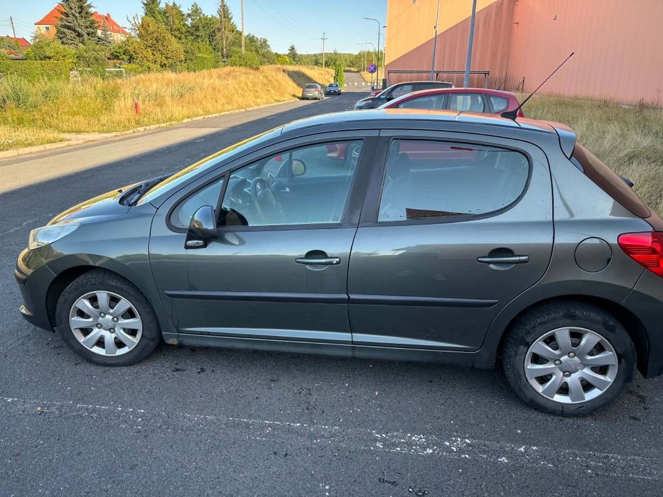 Peugeot 207 1.4 Benzyna