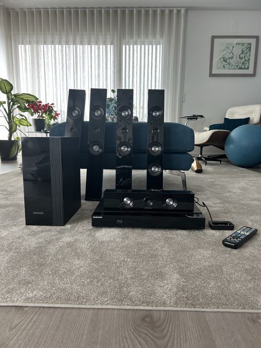 Sistema Home Cinema 5.1 Samsung Blu-Ray HT-C5550